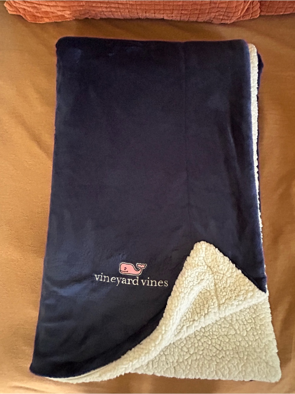 Vineyard Vines Navy Plush Sherpa Throw with Cream Reverse